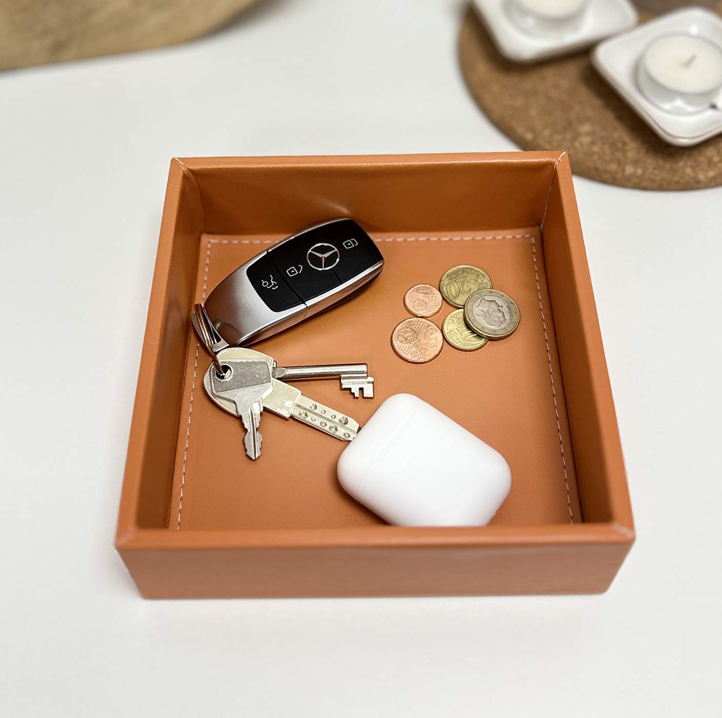 DAMDAM GO Bandeja Organizador Para Accesorios, Vaciabolsillos Para Llaves, Almacenamiento Aparador Organizador, Teléfono, Moneda, Joyería y Mesa de Noche