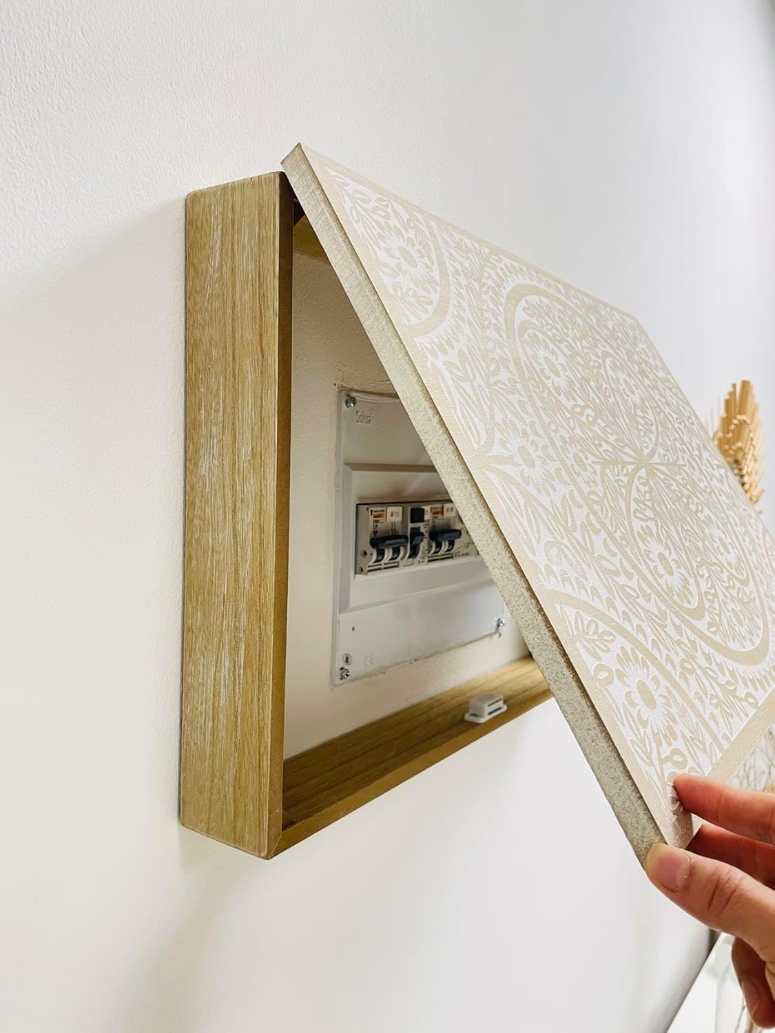 Tapa Contador de luz Cubre Cuadros electricos Nórdico de Madera Mandala
