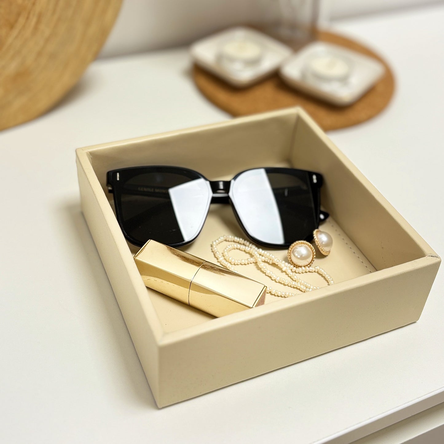 DAMDAM GO Bandeja Organizador Para Accesorios, Vaciabolsillos Para Llaves, Almacenamiento Aparador Organizador, Teléfono, Moneda, Joyería y Mesa de Noche