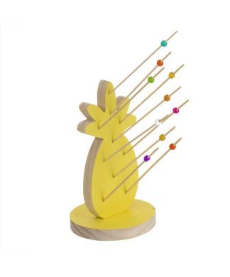 Piña con 25 pinchos para fruta .