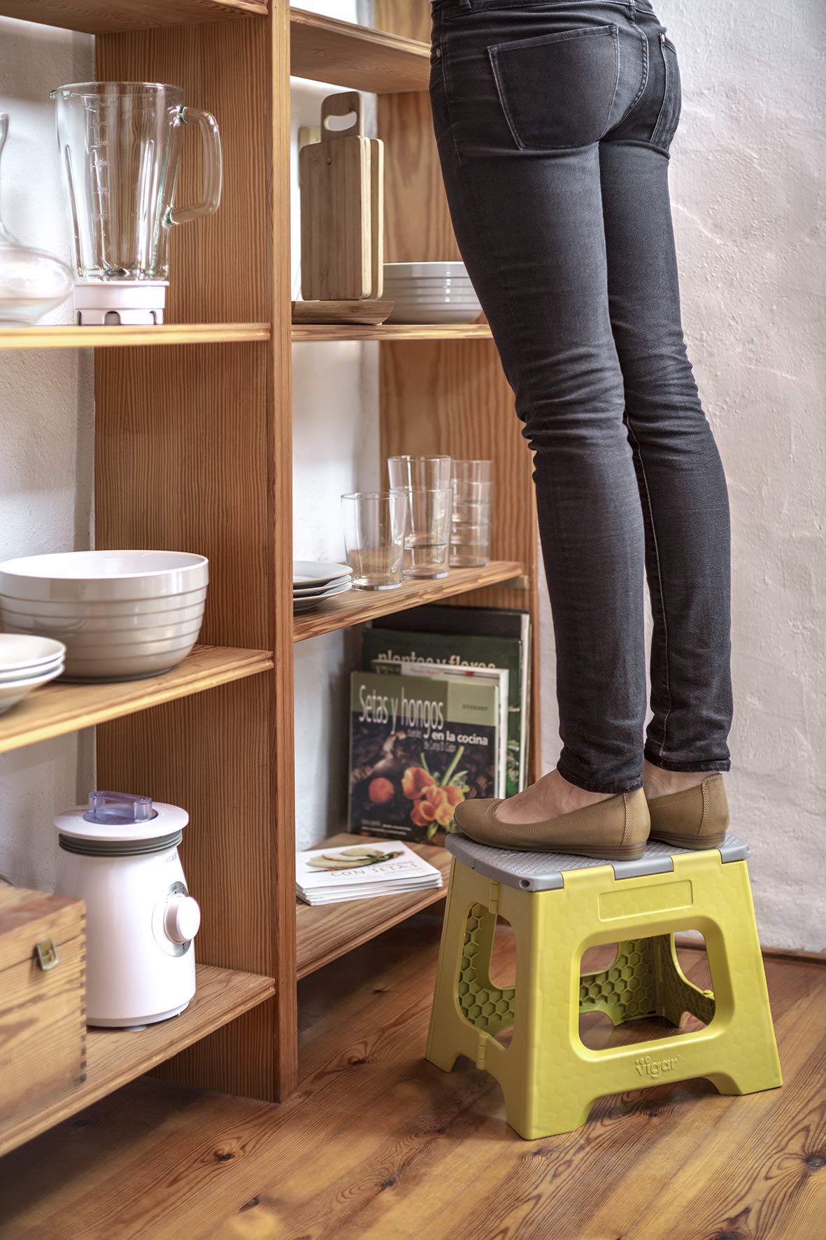 Taburete Plegable - Modelo Compact - 32 cm de Altura - con 80% Plástico Reciclado - Cocina, Baño y Camping - Escalón Peldaño