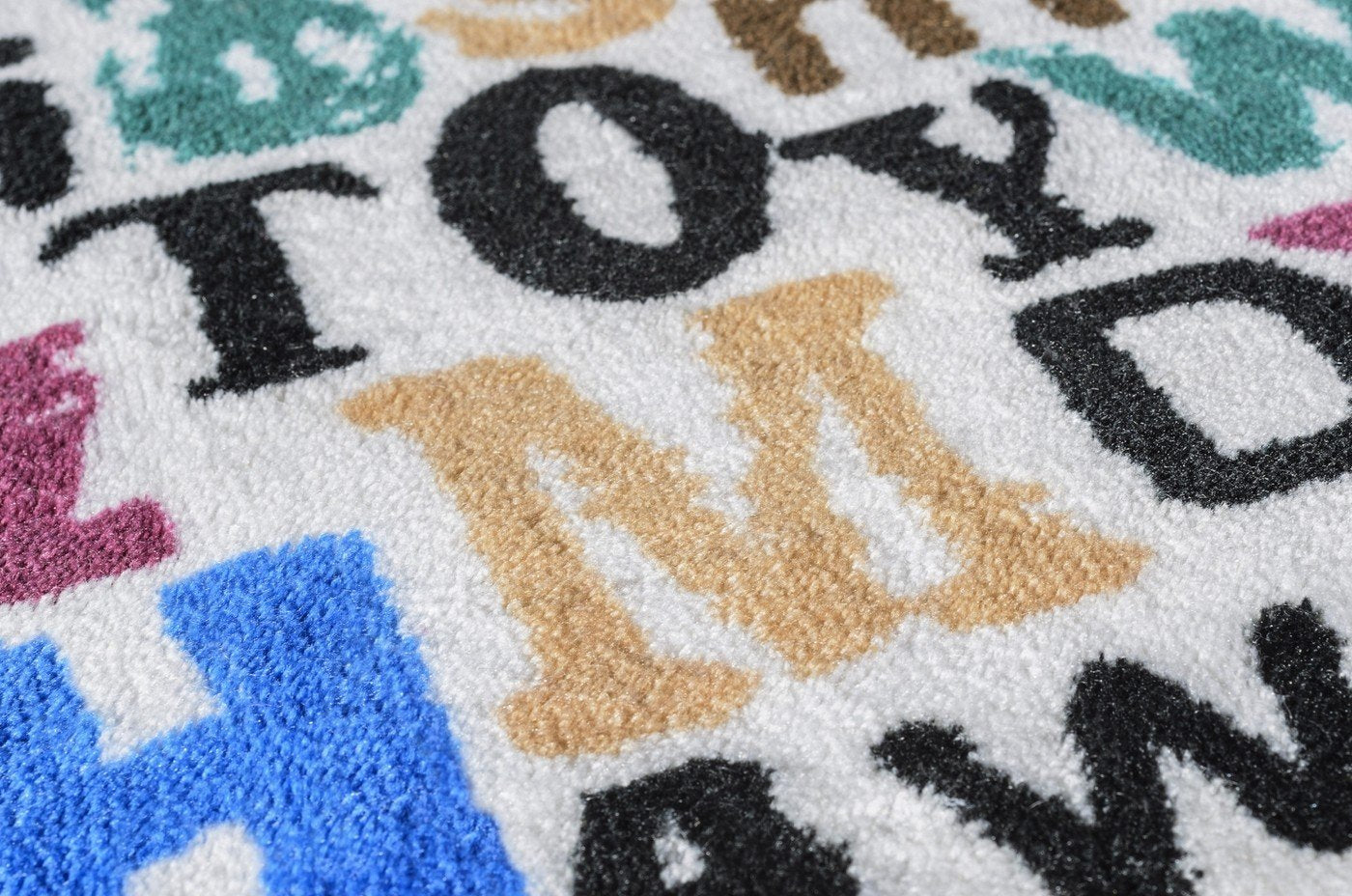 Alfombra baño Moderna diseño Letras 45x70 cm