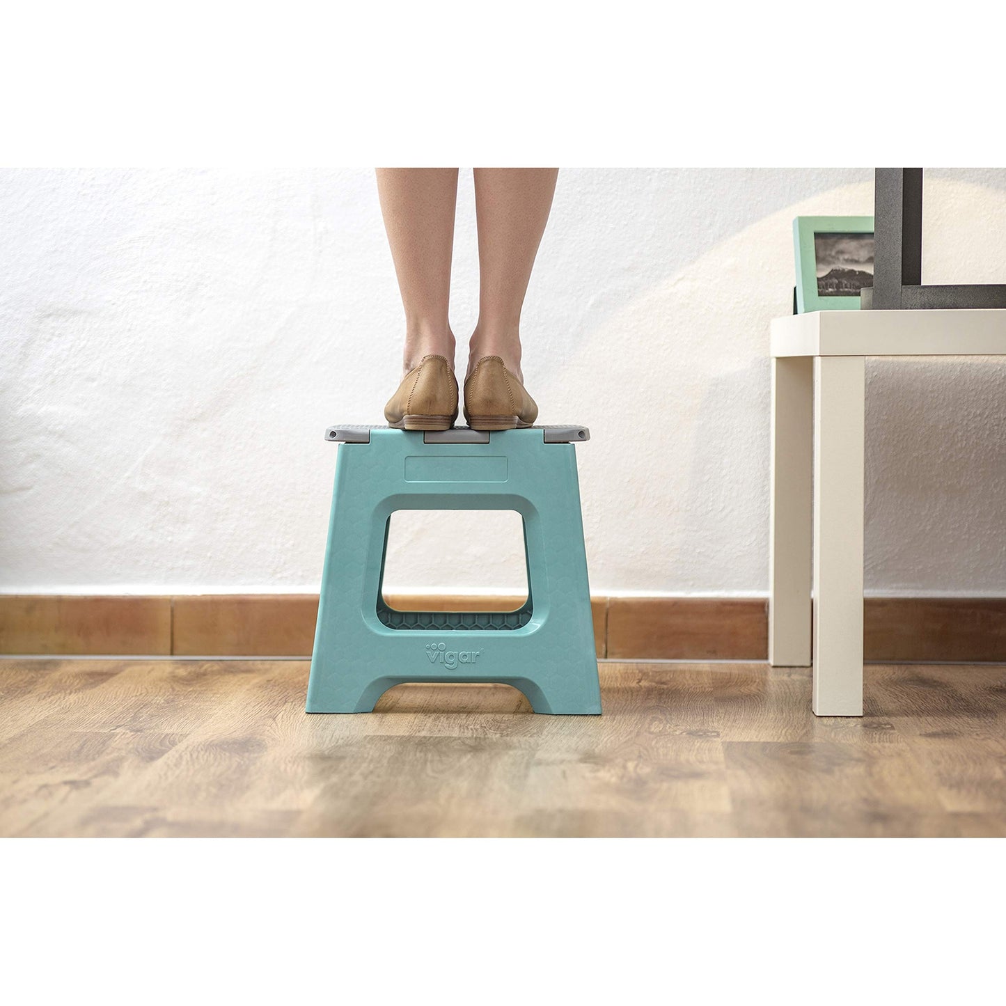 Taburete Plegable - Modelo Compact - 32 cm de Altura - con 80% Plástico Reciclado - Cocina, Baño y Camping - Escalón Peldaño