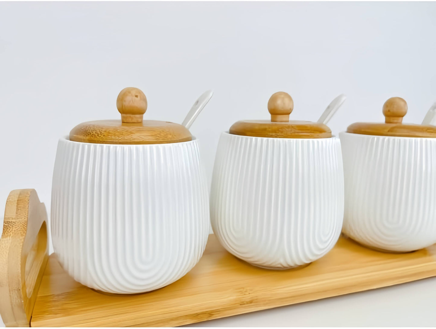 Sarero y Azucarero de Porcelana Blanco con Tapa de Madera Estilo Nordico…