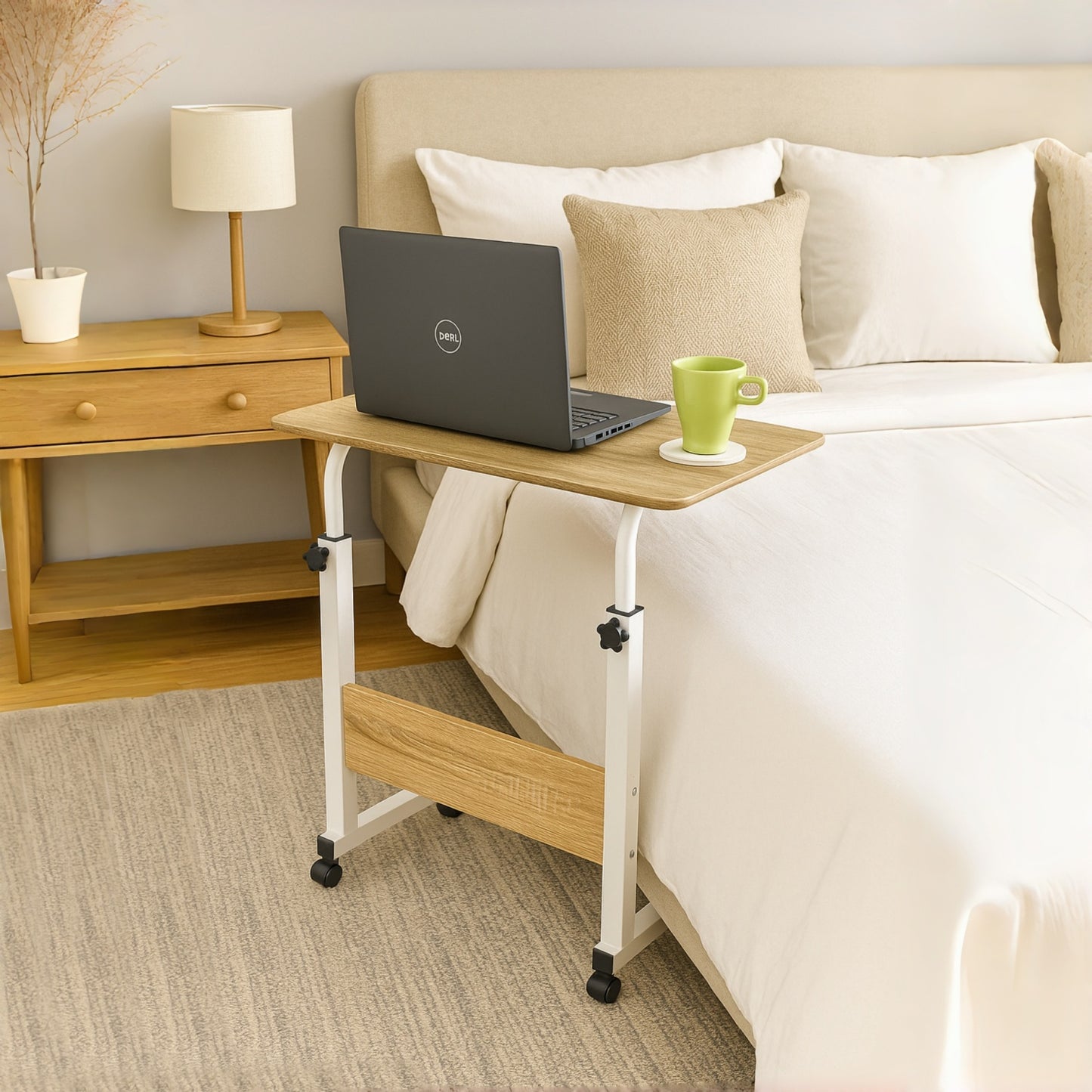 Mesa Auxiliar Ajustable con Ruedas, Mesa Portátil Para Portátil o Cama – Escritorio Regulable en Altura para Sofá, Dormitorio o Balcón, Ideal para Oficina en Casa