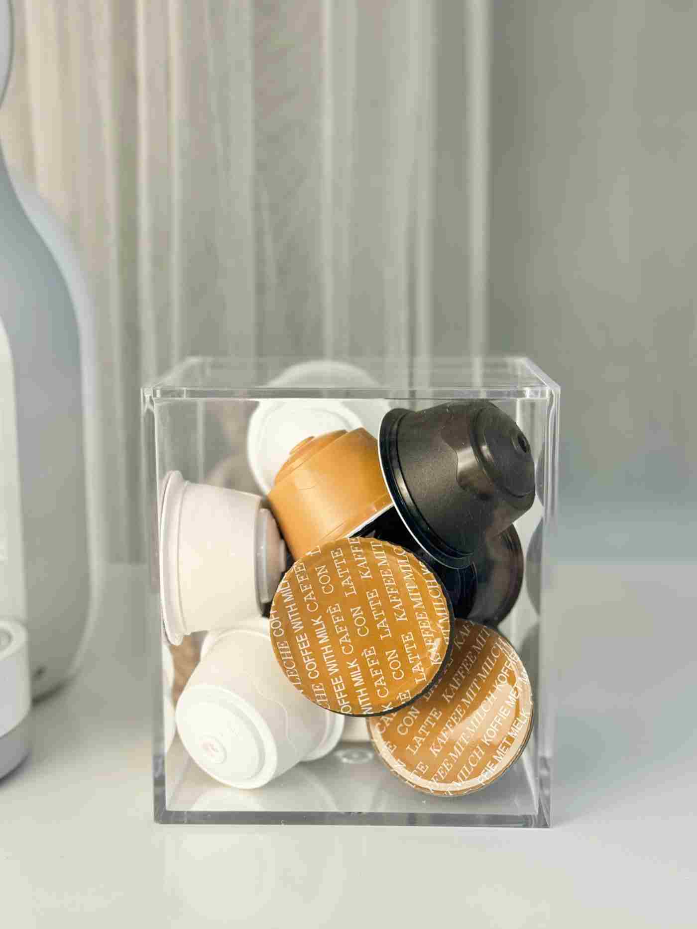 Portacapsulas metacrilato para capsulas nespresso o dolcegusto, Capacidad para 13 cápsulas Dolce Gusto o 40 cápsulas Nespresso