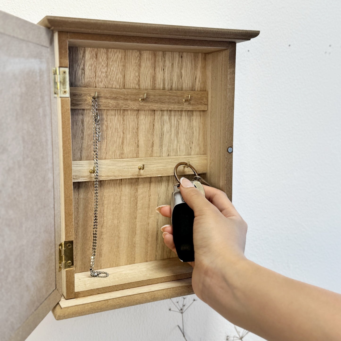Caja Guardallaves de Madera Decorada con Arbol de la Vida Estilo Nórdico con 6 Colgadores de Pared