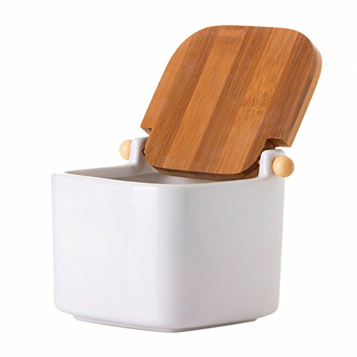 Salero cuadrado de cerámica con tapa de bambú (12x12x11 cm).